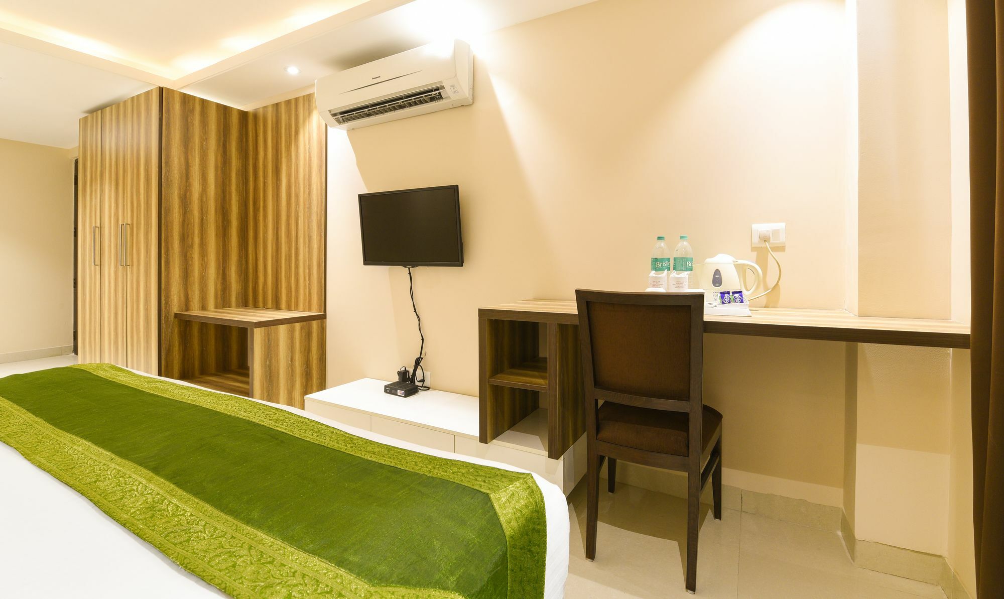 Treebo Iffco Chowk Gurgaon Extérieur photo