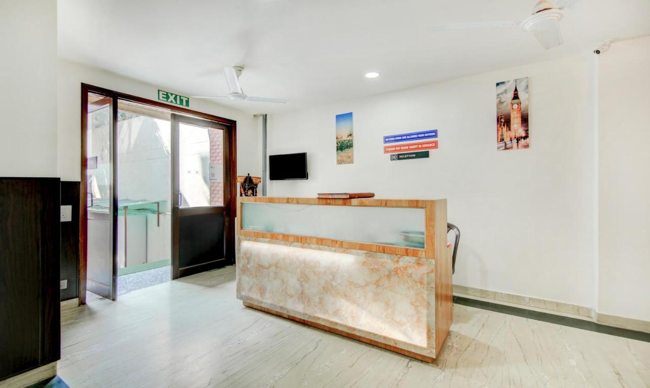Treebo Iffco Chowk Gurgaon Extérieur photo